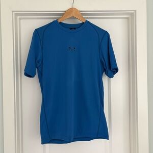 NWT Oakley Performance Fit Shirt Size S